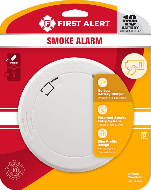 As New Yorkers prepare to set their clocks back one hour on Sunday, the American Red Cross is urging everyone to check their smoke alarms and carbon monoxide detectors. (File photo)